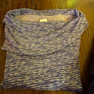 Woman’s zenergy by Chico pullover top.